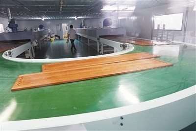 跟隨產(chǎn)業(yè)轉(zhuǎn)移的大勢，或許未來家具工廠和銷售、設(shè)計(jì)都要分離。